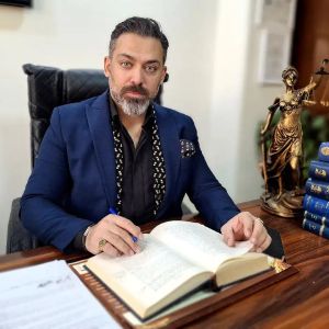 دکتر علی روشن قیاس