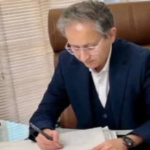 دکتر علی پورعباس بهترین وکیل دیوان عدالت اداری در تهران