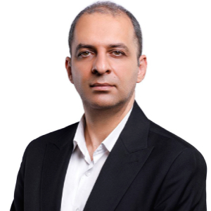 امید زنوزی بهترین وکیل رباط کریم