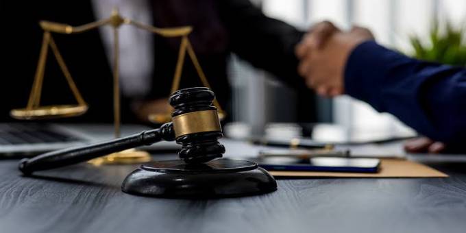 بهترین وکیل پایه یک دادگستری تهران
