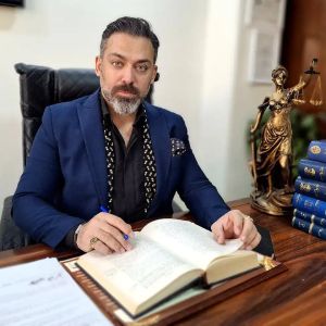 دکتر علی روشن قیاس