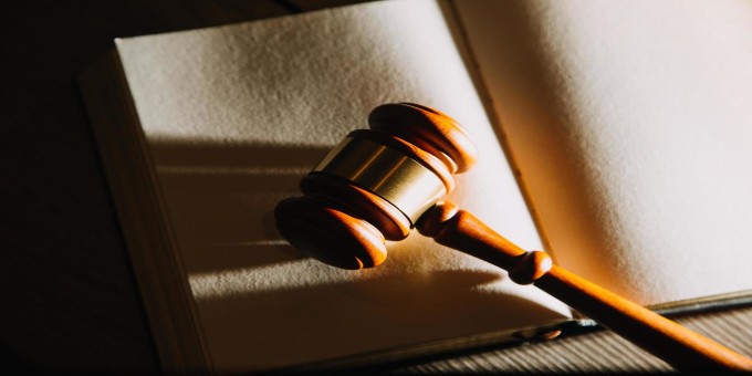 بهترین وکیل اعاده دادرسی