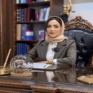 زینب عبدی بهترین وکیل ملکی در رباط کریم