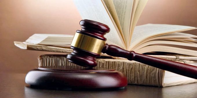 آدرس بهترین وکیل پیشوا